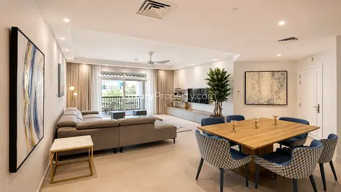 Burj View 2 Bed + Study | Furnished