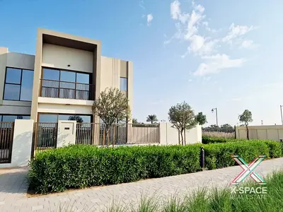 Brand New | Spacious Layout | Single Row | Vacant