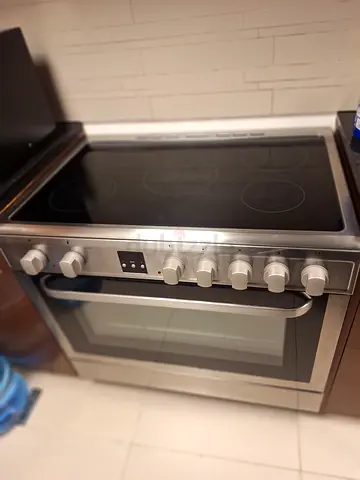 Hoover  latest model 5 hubs electric cooker