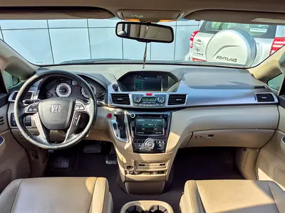 صورة 9 لـ 2015 Honda ODYSSEY