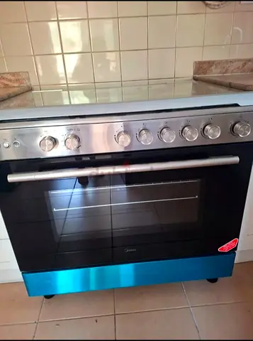 Media gas cooking range