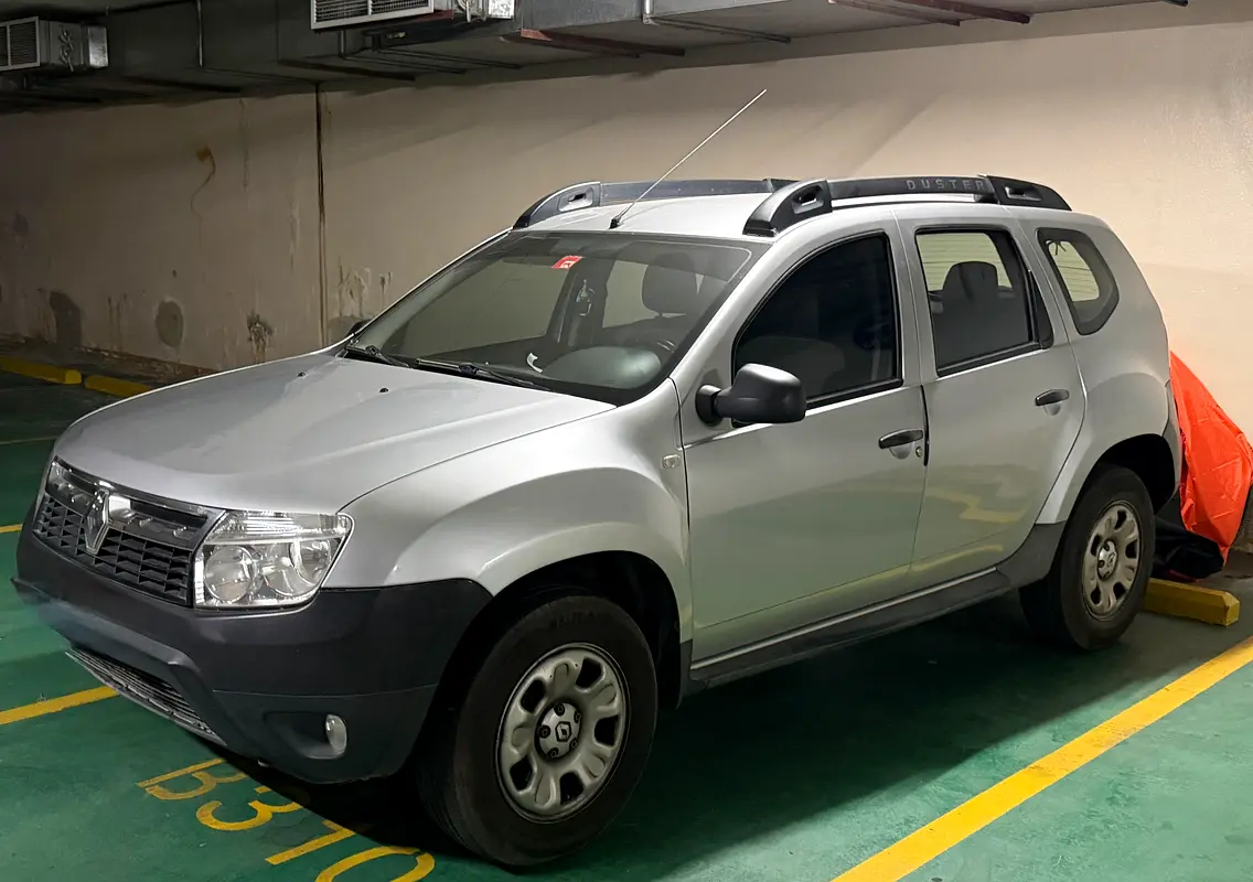 Renault Duster 2015 — photo 1 of 13