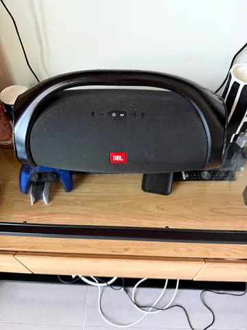 JBL Boombox – Good Condition – Original Charger Included