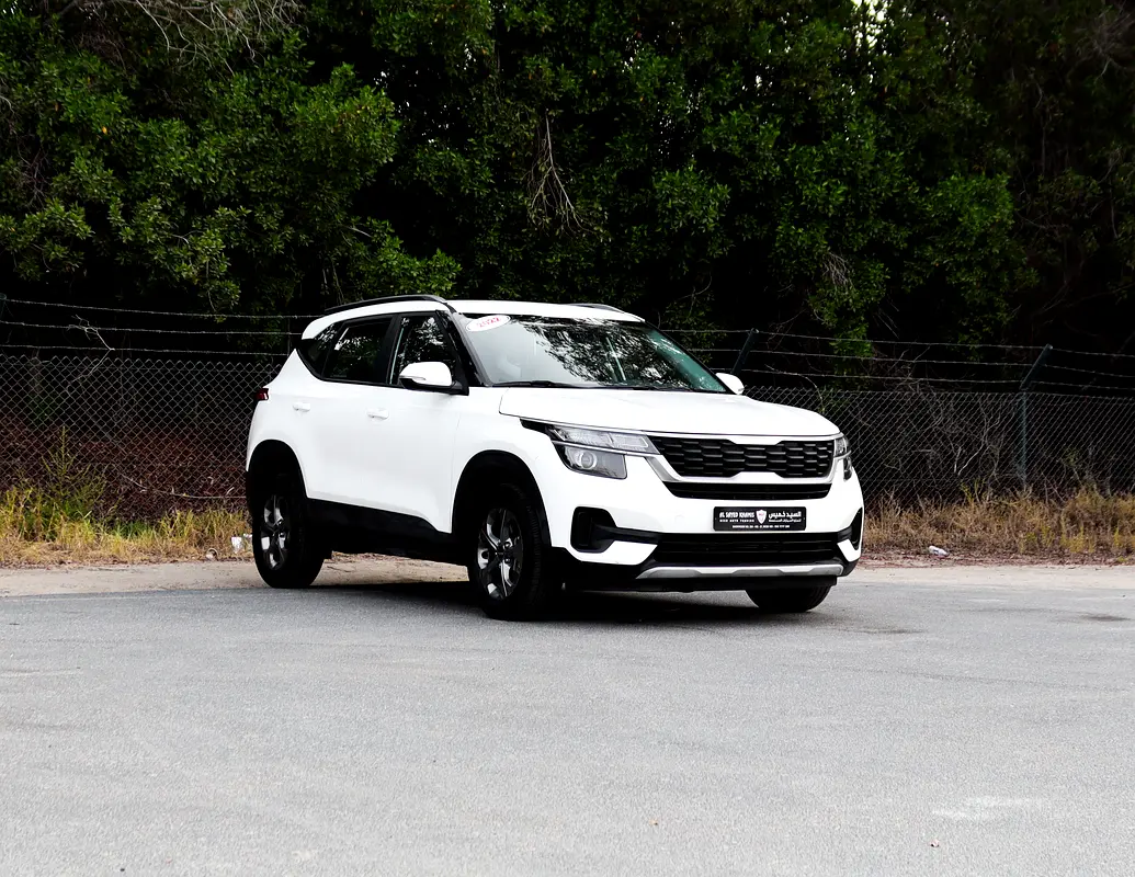 Kia Seltos 2022 — photo 1 of 18
