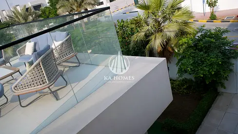 Standalone corner villa - Installment options available after handover - Freehold ownership