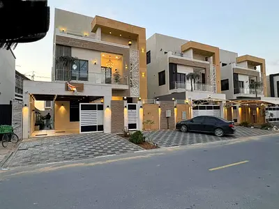 فيلا للإيجار | الحليو 2 عجمان | 5 غرف نوم | مسبح خاص | طابق أرضي + أول | جلسة روف | غرفة خادمة | أول ساكن | 150 ألف | مقابل برج فام | فيلا فاخرة للعائ