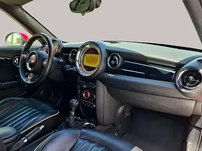 2014 MINI COOPER photo 9