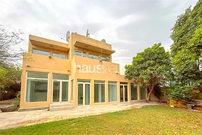 Big Plot | Close to Park | Extended | Rare 4 bed