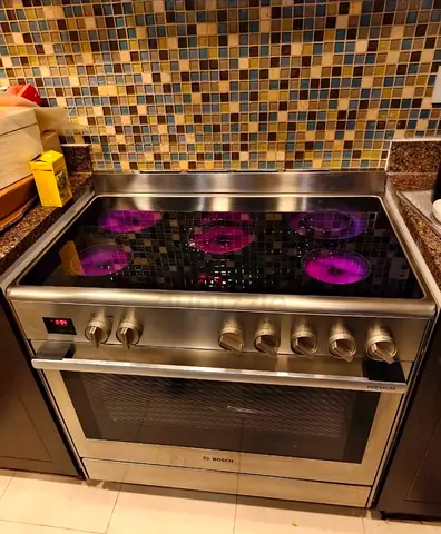 Free Delivery- BOSCH Series 8 Model 5-Burner Electric Ceramic Cooking Range 90x60 CM