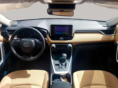 صورة 9 لـ 2025 Toyota RAV 4