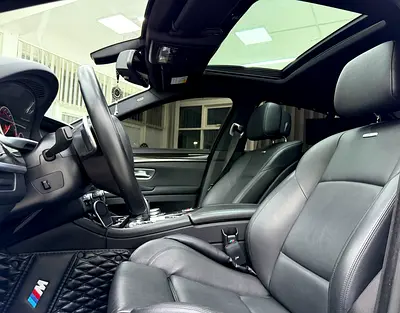 2012 BMW 5-SERIES 缩略图 9