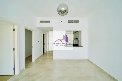 Vacant 1BHK+ Study Room/ Spacious/ Prime Location