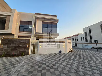 🔥 فيلا مودرن فاخرة للبيع 🔥  تملك حر لكل الجنسيات مع حق التوريث مدى الحياة! 🏡