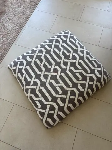 Cushions seating