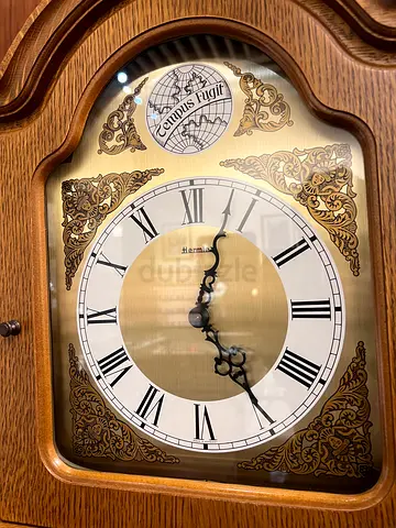 Vintage-style Wall Pendulum Clock in Wooden Case