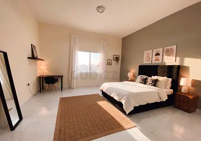 Spacious  Stylish Room | Jumeirah 3 | 10 mins Walking to The Beach