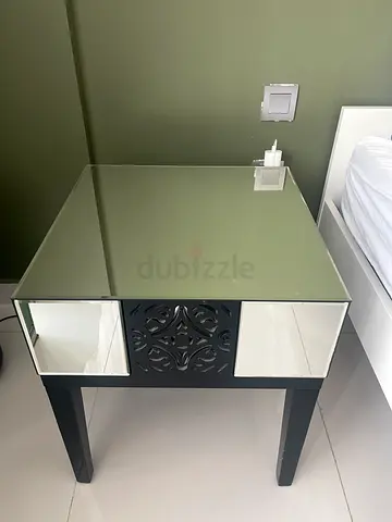 Modern mirrored bedside table / side table - black frame
