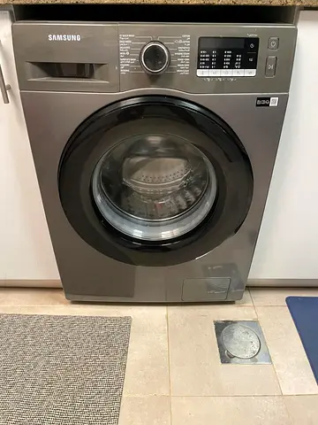 Samsung latest model 8kg washing machine for sell good working