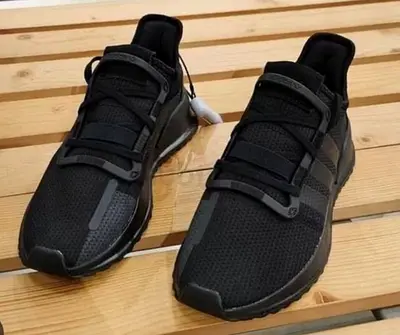 Authentic Adidas U Path Run Shoes Size 38