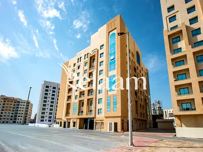 City Lifestyle | Community View | Modern 3BR