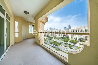 Vacant Seaside Apt | Furnished Option |