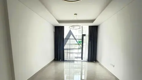 Bright Unit | Prime Location | Ready to Move