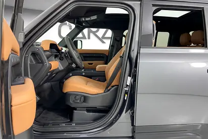 صورة 8 لـ 2023 LAND Rover DEFENDER