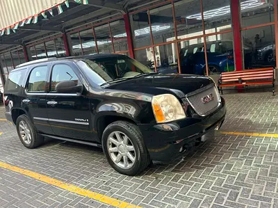 GMC Yukon Denali 2009 GCC ONE OWNER