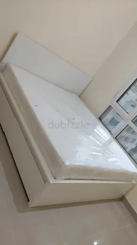 White Platform Storage Bed with New Mattress - Double