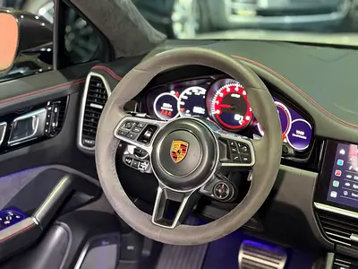 2022 Porsche CAYENNE — миниатюра 8
