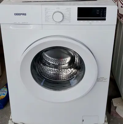 Geepas Front Load Washing Machine - Good Working Condition