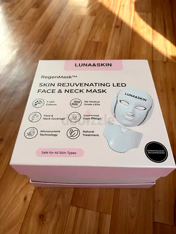 LUNASKIN RegenMask LED Face  Neck Mask – like new condition.