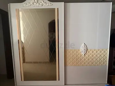 White Sliding Wardrobe with Mirror and Decorative Panel