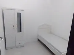 غرفة للايجار بالخالدية Room For Rent in khalidya
