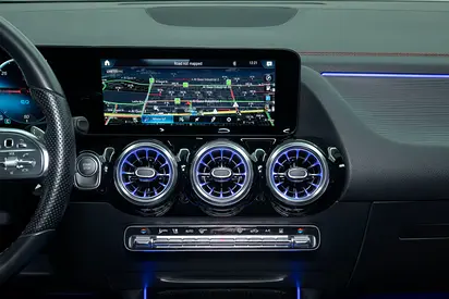 2022 Mercedes-BENZ EQA 照片 12