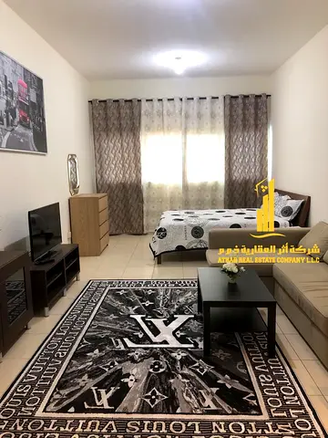 استديو مفروش للإيجار الشهري ✅ في عجمان وان تاور ، الراشدية 3 - الإيجار شامل الفواتير والإنترنت و الباركنج ⚡📶 جاهزة للسكن فورا !
