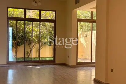Skyline Luxury | Exclusive Townhouse | Private Garden