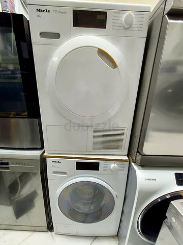 Miele latest model 8 kg washer and 8 kg dryer separate set freestanding.ol