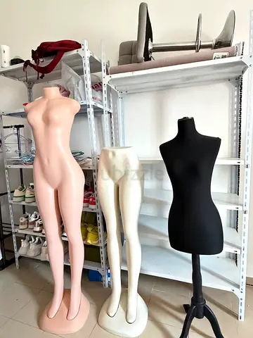 Mannequins/Drawer