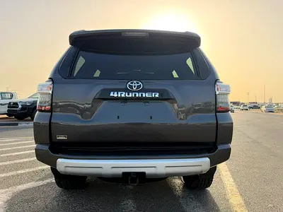 2021 Toyota 4RUNNER — фото 6