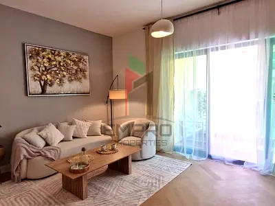 Fully Furnished l Upgraded l Vacant