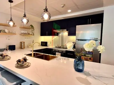 Fully Furnished l Upgraded l Vacant