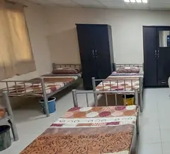 Ladies Bedspace available close to OudMetha ,