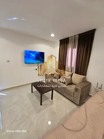 ستوديو 2300 شامل ماء كهرباء و انترنت مع صيانة مجانية و باركينغ