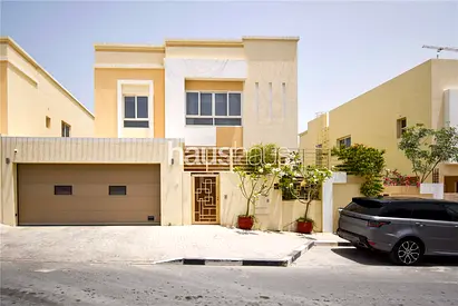 Spacious 4 bedroom villa | Vacant on transfer