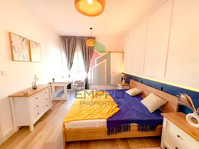 Fully Furnished l Upgraded l Vacant