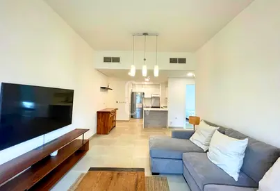 One Bedroom + Study | Furnished | Corner Unit