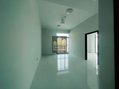 HUGE LAYOUT BALCONY WALK TO METRO CHILLER FREE