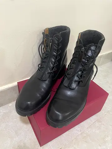 Christian Louboutin Mens Trapman Leather Ankle Boots