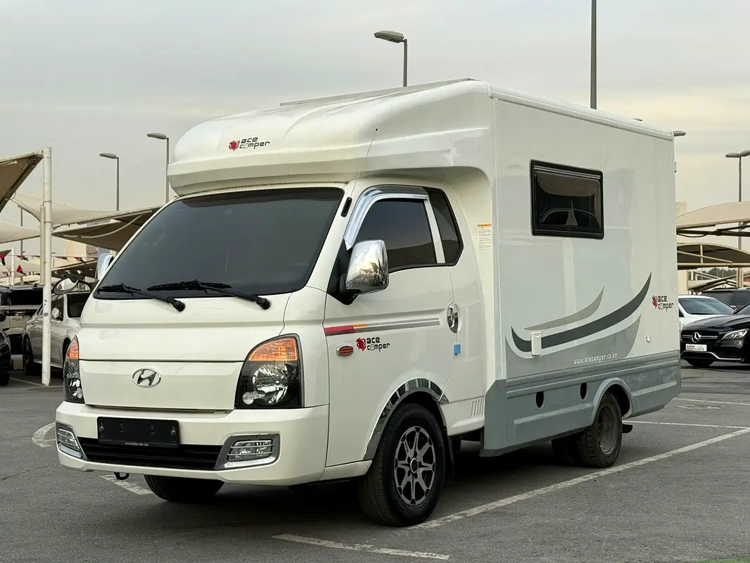 Hyundai Porter 2017 — photo 1 of 11